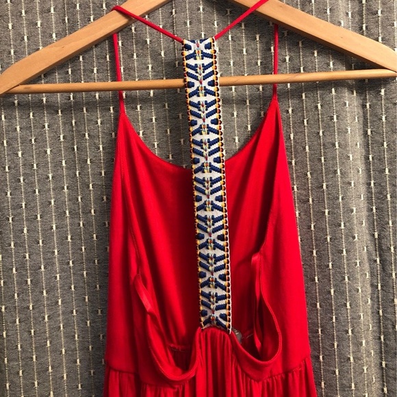 Red open back beach dress - Picture 4 of 6